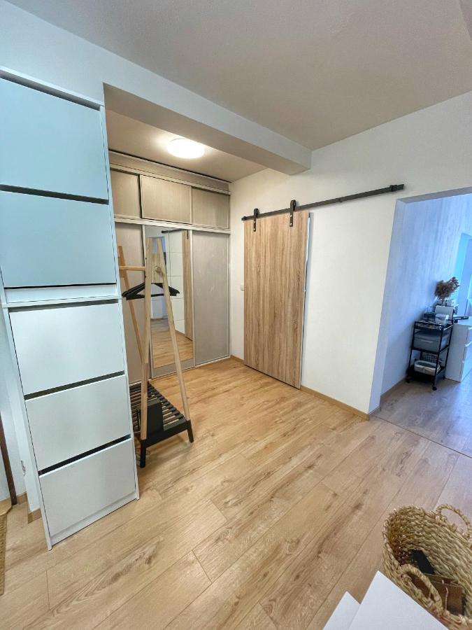 Tara Apartment Κάρλοβι Βάρι Εξωτερικό φωτογραφία